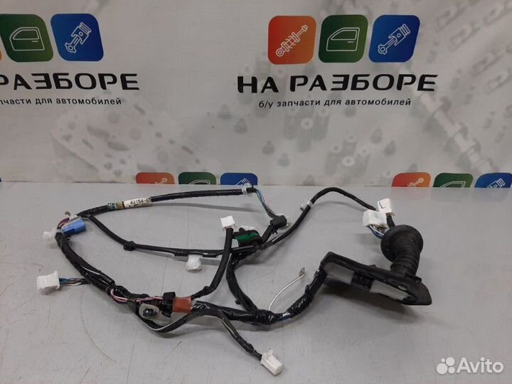 Проводка двери задняя левая Toyota Land Cruiser