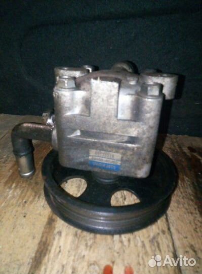 Насос гур Suzuki Grand Vitara 2.0 2010