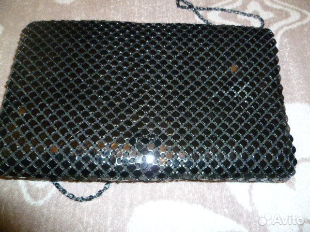 Кланч (лакированная кожа)