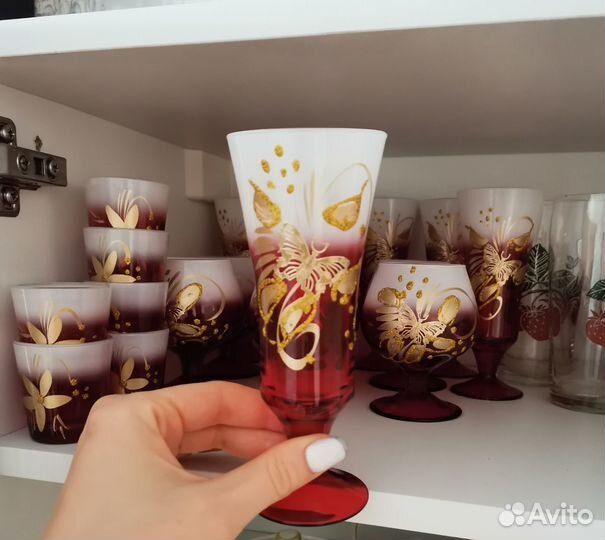 Набор фужеров, бокалов и рюмок. Торг