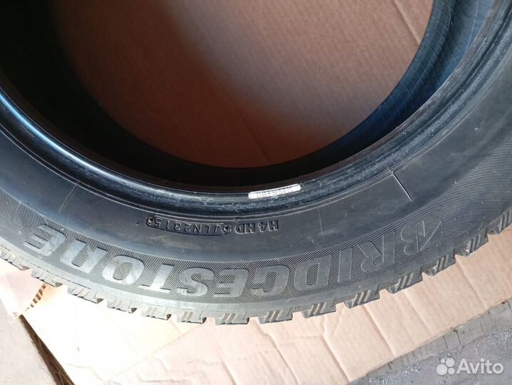 Шины шипованные 225 на60. 18R 4шт