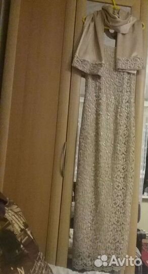 Вечернее платье