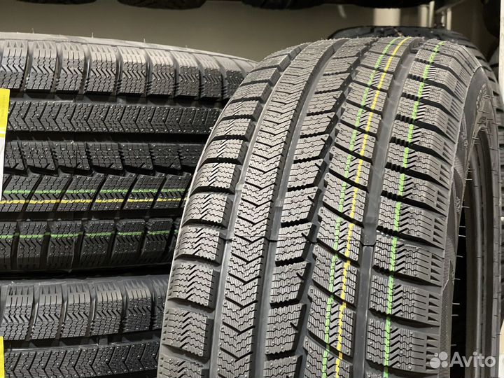 Ovation W-588 215/55 R18 95H