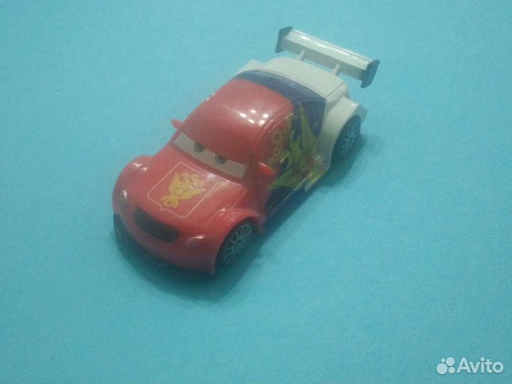 Пластиковые машинки из тачек