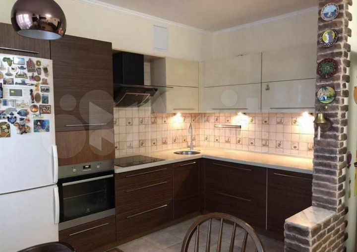 4-к. квартира, 90 м², 8/10 эт.