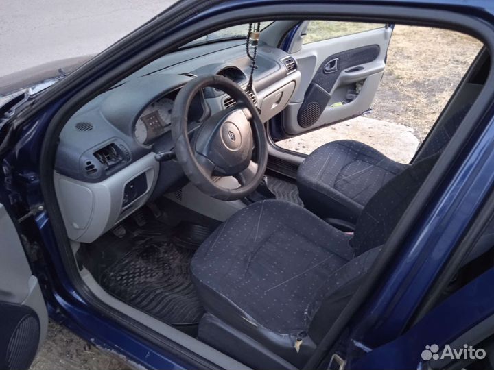 Renault Symbol 1.4 МТ, 2004, 220 000 км