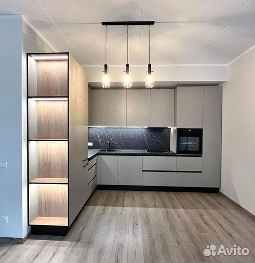 Кухня под потолок любого размера