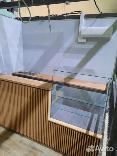 Барная стойка для кафе на заказ