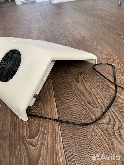 Вытяжка для маникюра