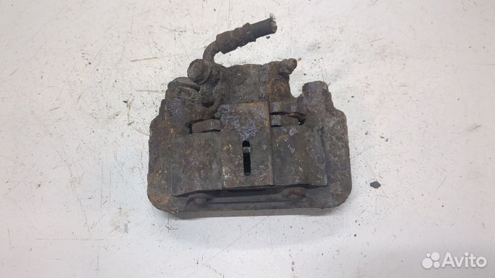 Суппорт Toyota RAV 4, 2005