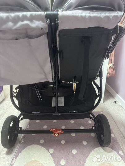 Коляска для двойни или погодок Valco Baby