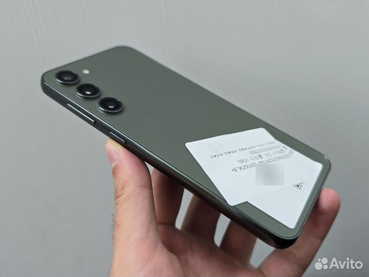 Samsung Galaxy S23+, 8/256 ГБ