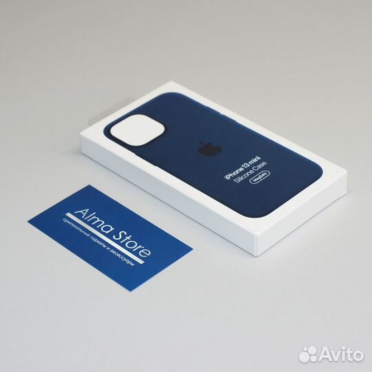 Силиконовый чехол Apple MagSafe / iPhone 13 mini