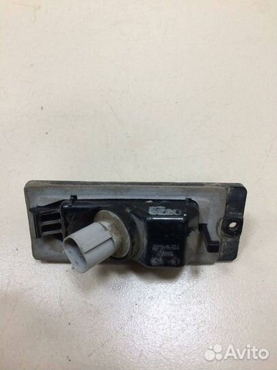 Фонарь подсветки номера Mitsubishi Lancer