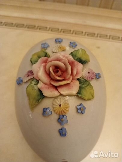 Шкатулка яйцо, фарфор Германия