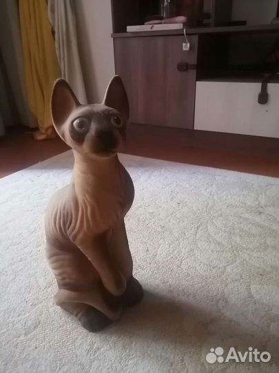 Статуэтка фигурка кошка