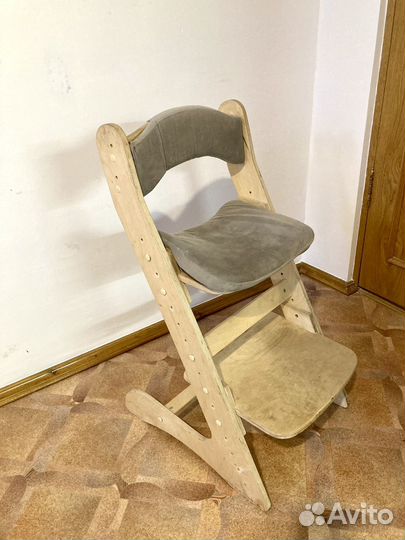 Детский растущий стул