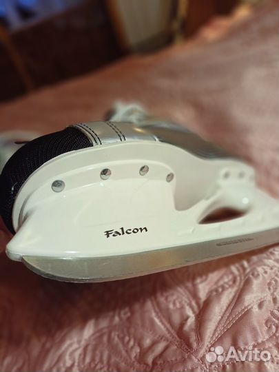 Коньки хоккейные botas Pulsar 112 новые (р. 42)