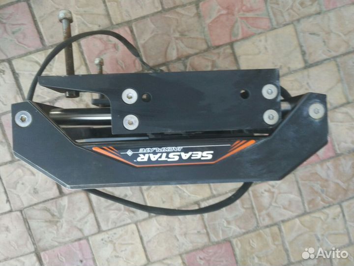 Лифт для лодочного мотора