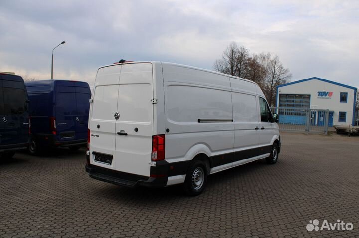Volkswagen Crafter цельнометаллический, 2021