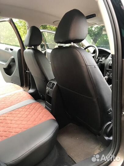 Чехлы Volkswagen Jetta 6 (ромб)