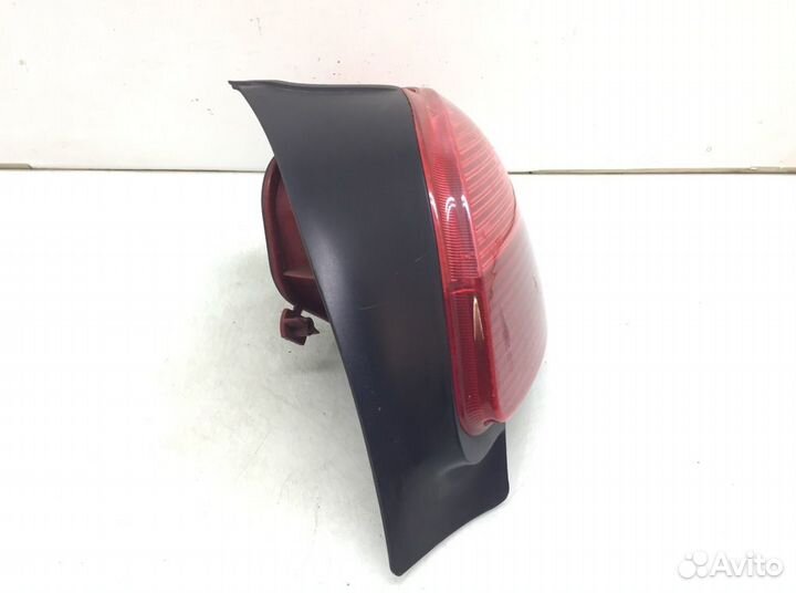 Фонарь Peugeot 206 (1998-2006)