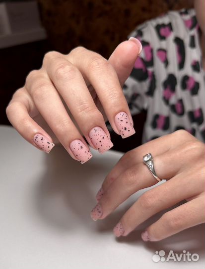 Наращивание ногтей