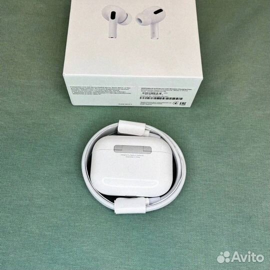 AirPods Pro 2: Звук, который захватывает