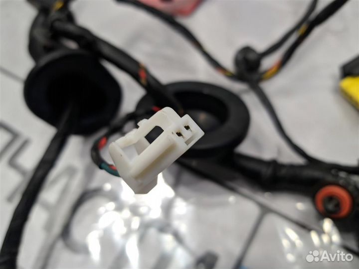 Проводка двери задней правой Hyundai I30 FD G4GC