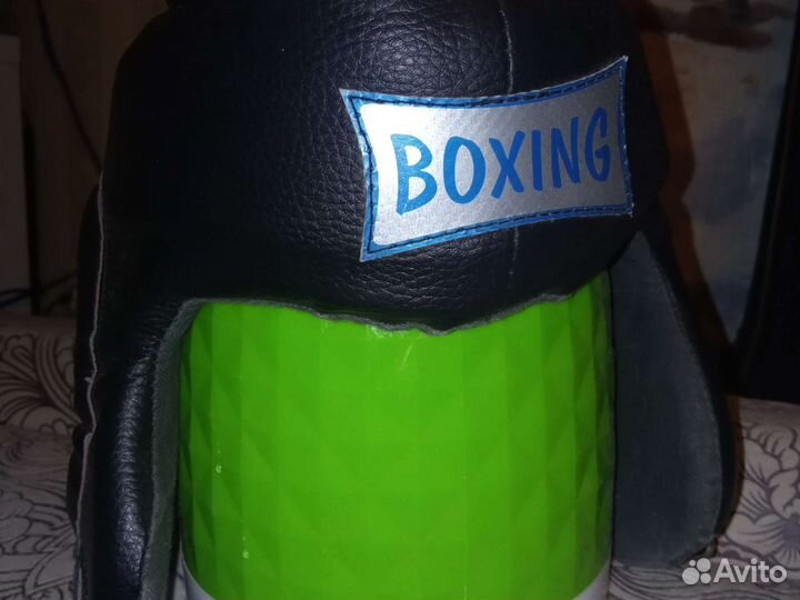 Защитный шлем для бокса