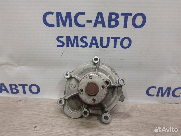 Помпа системы охлаждения Mercedes-Benz C-Class