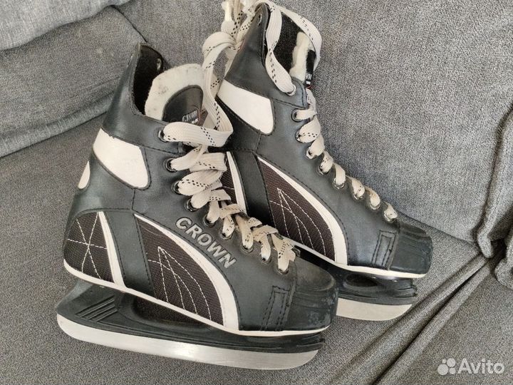 Коньки хоккейные детские
