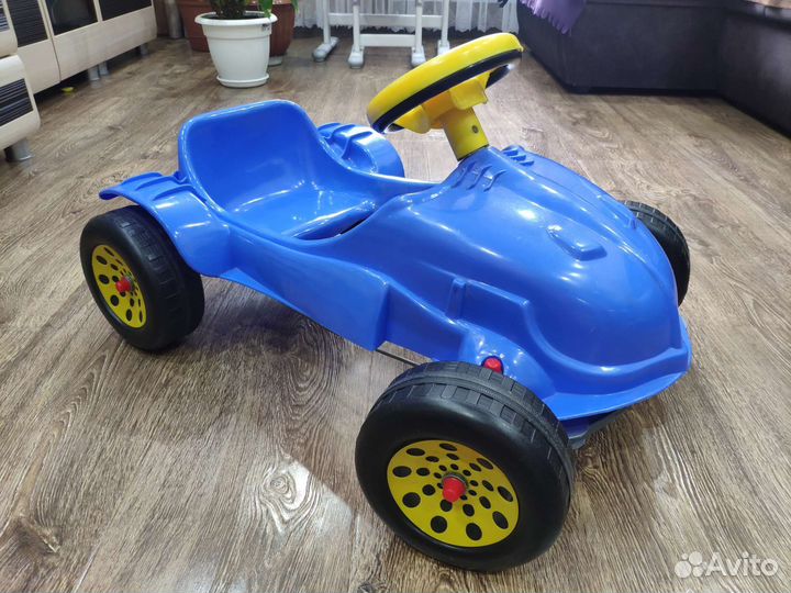 Детская машинка каталка