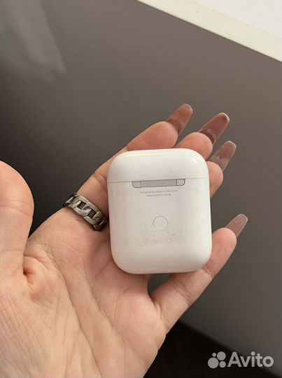 Кейс от наушников airpods 2 с беспроводной зарядко