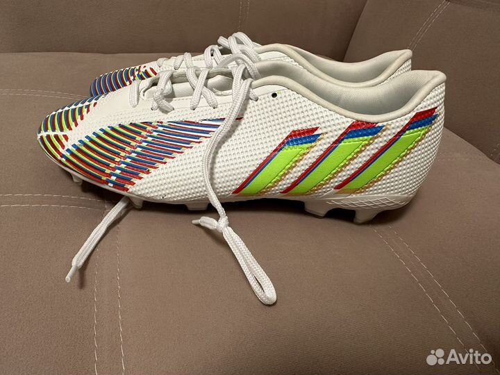 Бутсы adidas predator