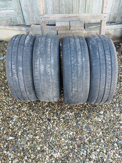 Hankook Radial RA28 215/65 R16C 106T