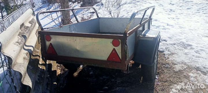Прицеп на легковой автомобиль