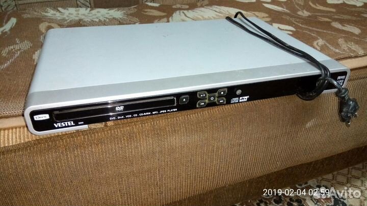 DVD проигоыватели trony T-dvd2012x и vestel 2800