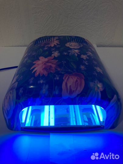 Ультрафиолетовая лампа для геля