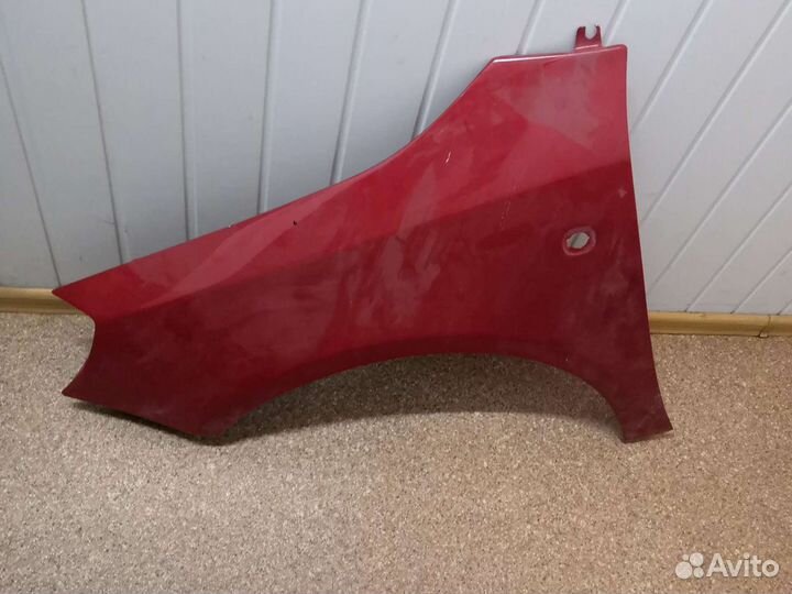 Крыло левое skoda fabia 2