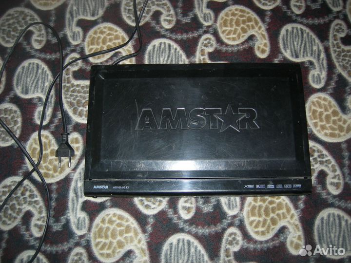 DVD плеер amstr advd-928X включается