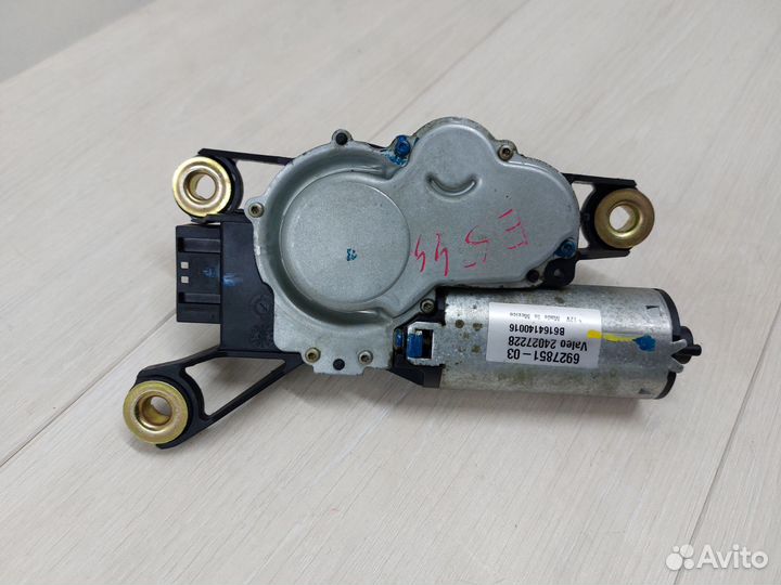 Моторчик заднего дворника BMW X5 E53