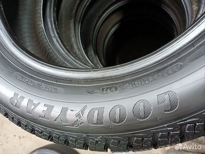 Goodyear UltraGrip Ice 2 185/60 R15 88T