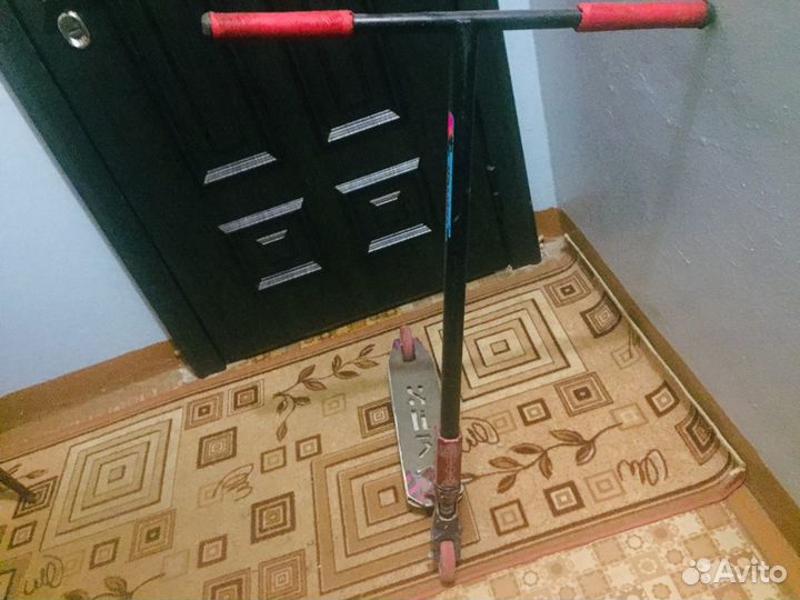 Трюковой самокат