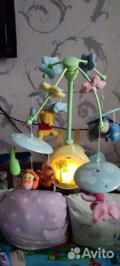 Мобиль-ночник Tomy Винни