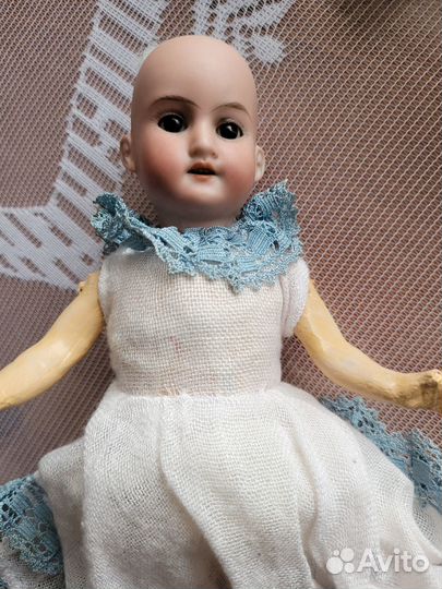 Антикварная немка