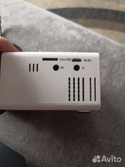 Детский проектор YG300