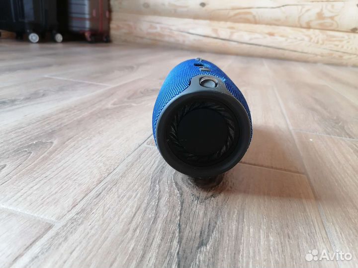 Колонка jbl