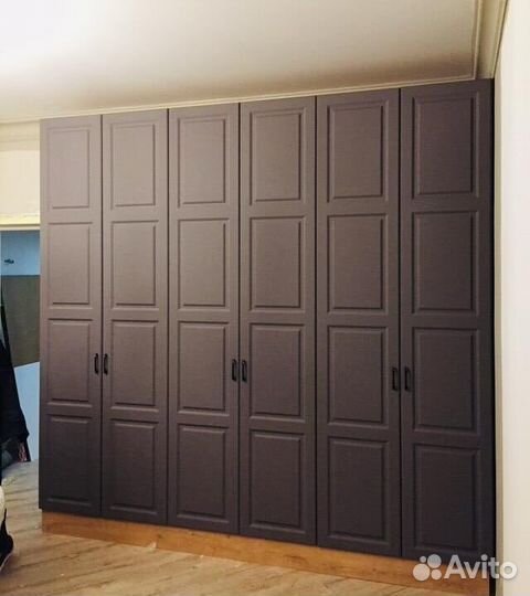 Угловой шкаф в гардероб