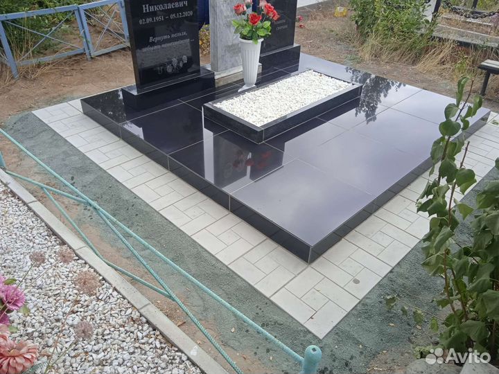 Благоустройство могил установки памятников